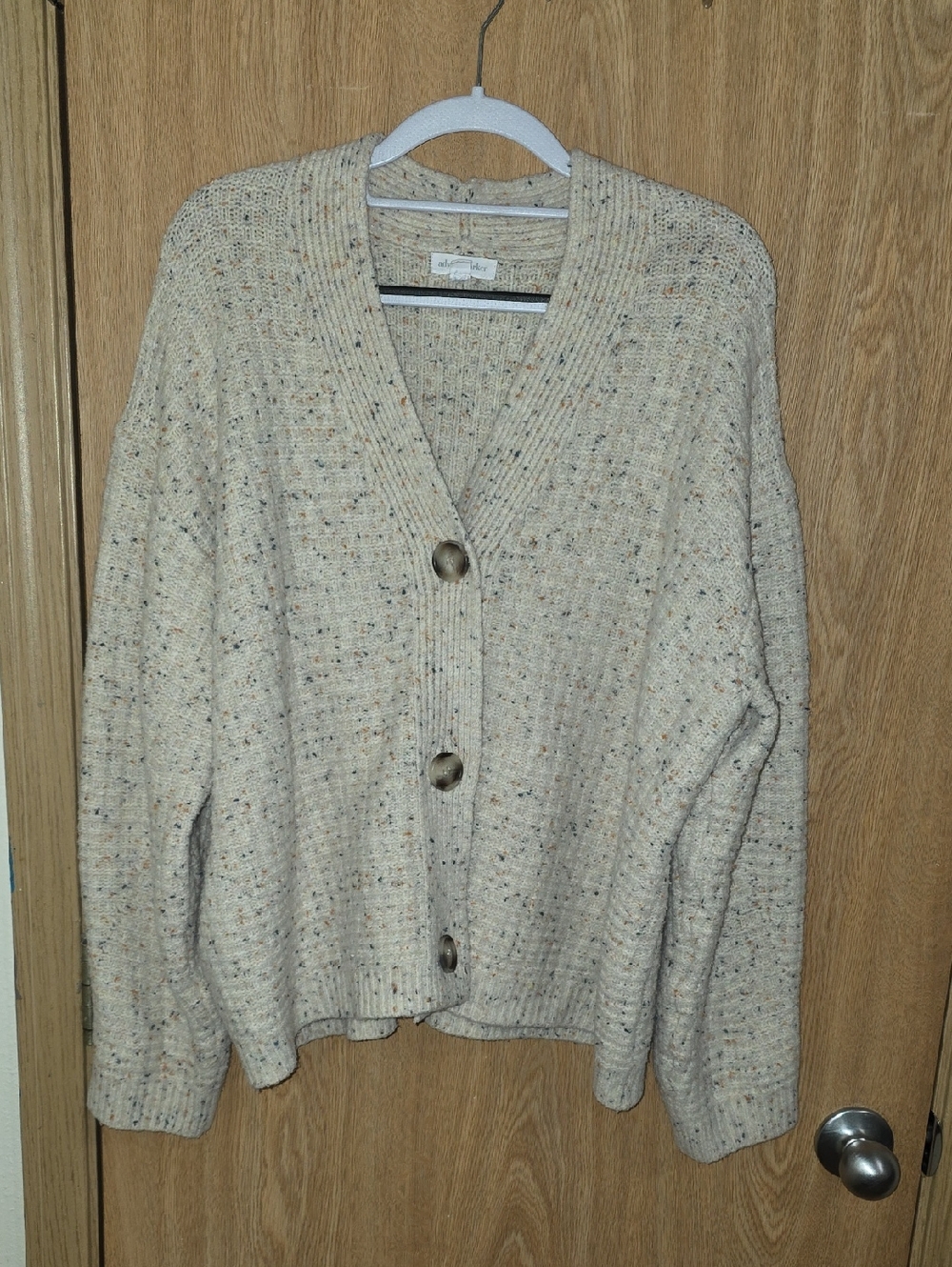 💫Cozy Speckled Cream Button-Front Sweater - Unknown Brand